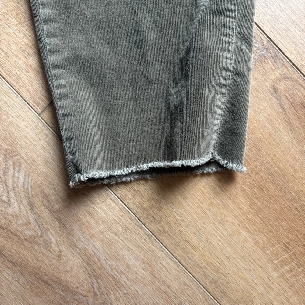Talbots Size 14 Slim Ankle Corduroy Pants with Fray Edge / Army Olive Green